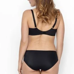 Classic Bra, Mesh Inlay, B To L-cup -EVA’s  INTIMATES Shop big cup bra 2240 gi 708 5B55D 5Bfullsize5D