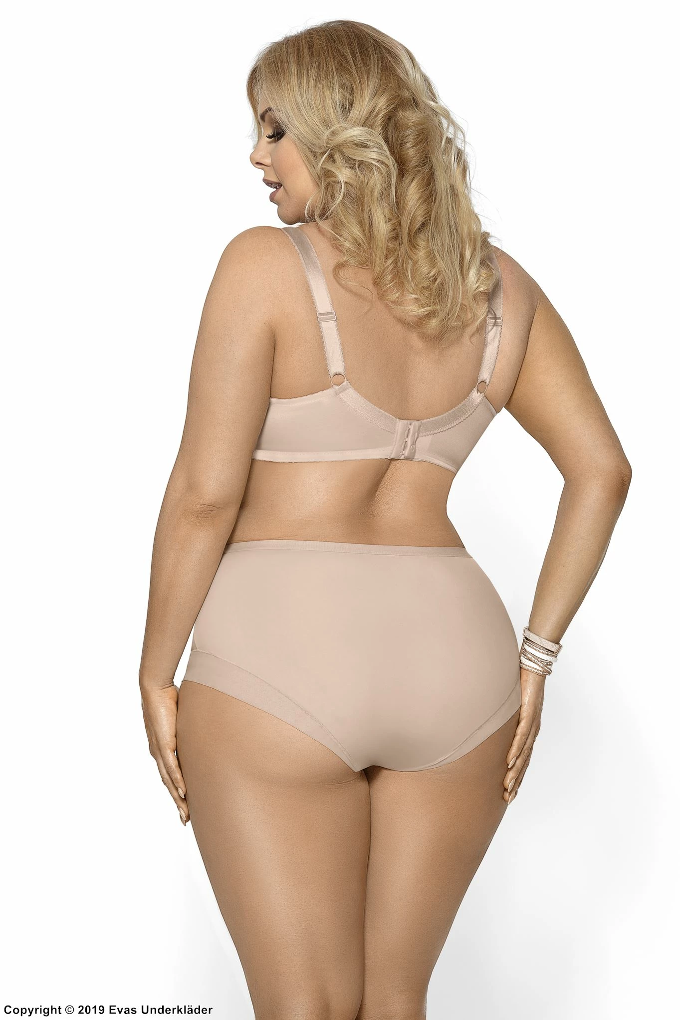 Comfortable Full Cup Bra, Sheer Lace, Mesh Inlay, D To M-cup 5 Comfortable Full Cup Bra, Sheer Lace, Mesh Inlay, D To M-cup - Image 5