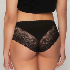 Beautiful Cheeky Panties, High Quality Cotton, Intricate Lace, Plain Front